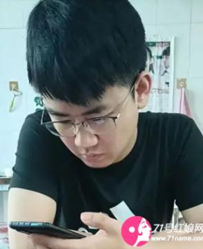 敲门砖