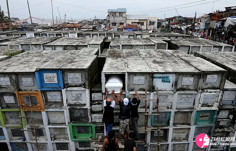 菲律宾贫民窟的穷人