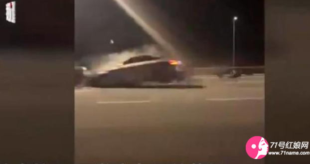 肇事车撞击瞬间