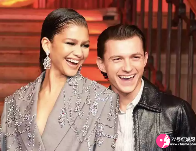 赞达亚和荷兰弟结婚